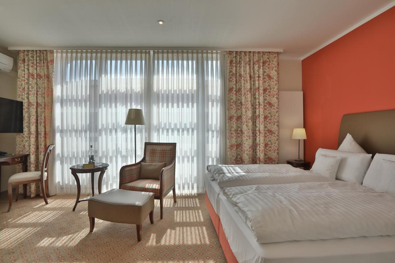 Hotel Goedecke Sarstedt Esterno foto