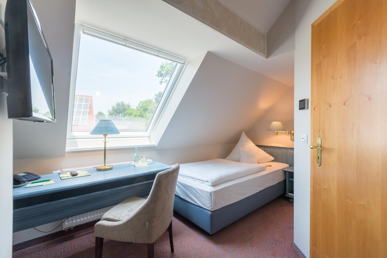 Hotel Goedecke Sarstedt Esterno foto